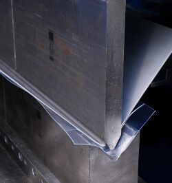 4 Kantfolie, Blechteil, biegen, Biegemaschine, Trumpf,